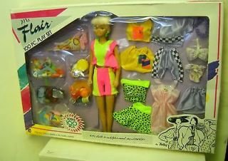 3088 NRFB Vintage Totsy Ms Flair 100 Piece Doll, Fashions 