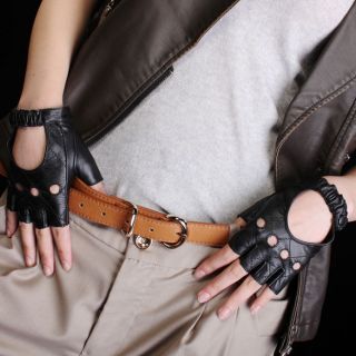 womens fingerless leather gloves in Clothing,  