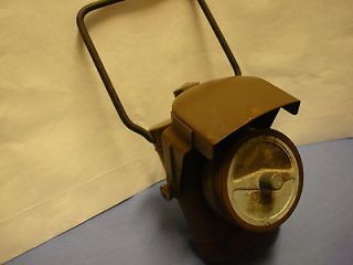 WWII ARMY MILITARY BICYCLE BLACKOUT BATTERY ELECTRIC LAMP LANTERN O D 