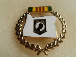 Oregon POW MIA Vietnam Service wreath small military pin