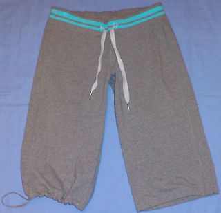 lululemon pants 12 in Athletic Apparel