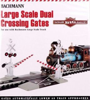 Bachmann G Scale Train Track Dual Crossing Gates 96214