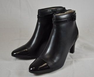 CLARKS CLASS CRISSY BOOTIE BLACK LEATHER ANKLE ZIPPER BOOT PATENT 2.5 