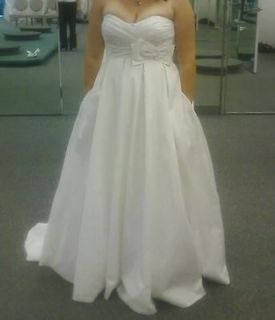 Wedding Dress Plus Size Davids Bridal gown size 14 Ivory, Sweetheart 