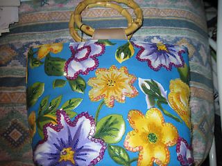 Bueno turquoise flower design tote handbag   NEW