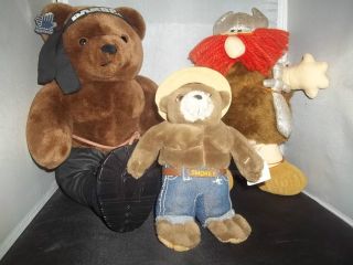 Lot vintage collectable plush animals Rambear, Smokey the Bear 