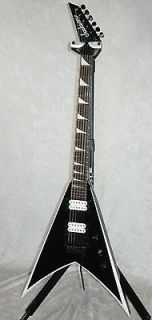 New Limited Edition Jackson FSR JS32R King V guitar (black with white 