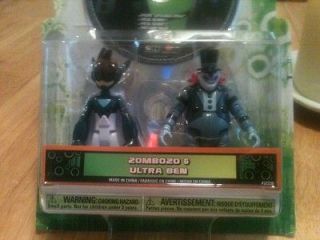 2011 BEN 10 ZOMBOZO & ULTRA BEN W/ DVD   NEW AND HARD TO FIND