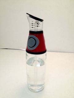   Hand Held Oil/Vinegar Dispenser with Measured Spout Dispenser S2221