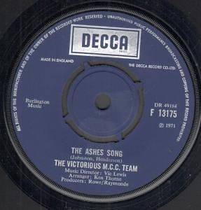 VICTORIOUS M.C.C. TEAM ashes song 7 b/w hello dolly (f13175) uk decca 