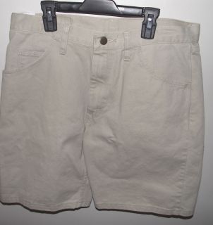 MENS WRANGLER HERO RELAXED FIT TAN BEIGE JEANS SHORTS SIZE 32