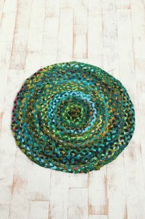 36 Round Chindi Braided Rug   Urban Outfitters