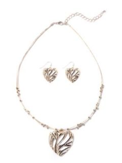 FASHION BUG   Filigree Heart Necklace Set  