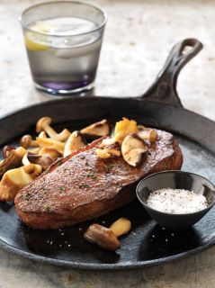 Abaixo, uma receita de Bife com cogumelos no George Foreman Grill