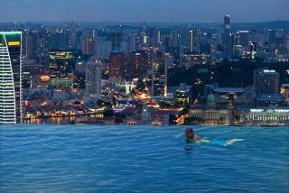 Infinity Pool piscinas com bordas infinitasRevista Mobly