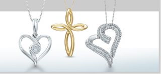 Choose from a wide variety of necklaces with diamonds,