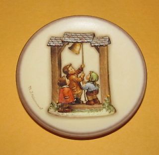 Goebel Hummel Century Collection Mini Plate Lets Tell the World 