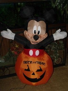 HALLOWEEN AIRBLOWN INFLATABLE MICKEY MOUSE PUMPKIN TRICK OR TREAT SIGN 
