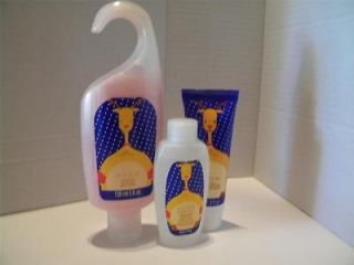  Holiday 3 Piece Shower Gel Hand Cream & Mini Bubble Bath Gift Set