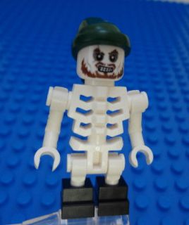 LEGO Skeleton Barbossa with Green Hat and Black Lead Boots