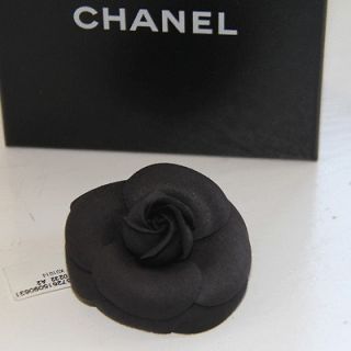 NIB Chanel Auth Camelia Flower black Brooch Pin 2.5 inch Ret $225++