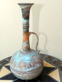 antique vase in Antiquities