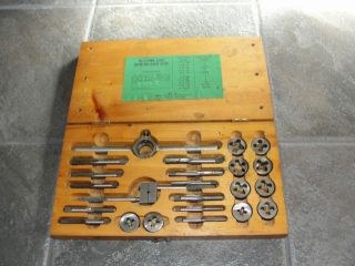 LUCKY No. 2 Comb Tap & Die Set, Vermont Tap & Die Corp, old wood box 