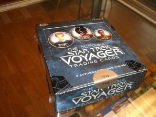 The Quotable Star Trek Voyager Sealed Box + P1  3 Autographs