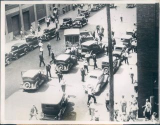 1934 Minneapolis Police Battle Strikers From Food Truck Shot Guns 