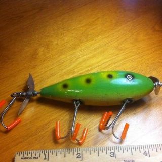 SOUTH BEND   SURF ORENO 3 3/4 CUP RING   VINTAGE FISHING LURE   FROG