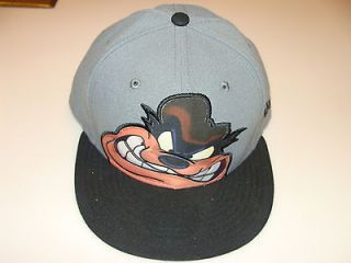 Prince Pauper Disney Mickey Mouse New Era Cap Hat 7 7/8 Comic Fitted 