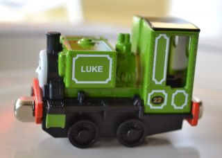 thomas and friends take n play luke portable new loose