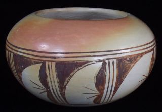 Beautiful Antique HOPI Native American Old Indian Pottery Vessel Pot