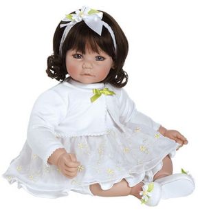   White Daisies Vinyl Girl Toddler 20 New 2012 Brown Hair Brown Eyes