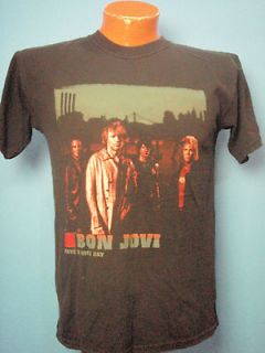 Rock T Shirt BON JOVI Have a Nice Day Tour 2005 2006 Size Medium 