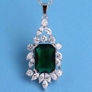 115RN17 Emerald Quartz Gemstone Silver Necklace Pendant  