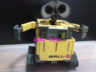 Disney PIXAR TRANSFORMING robot WALL E THINKWAYTOYS *Old Version* size 