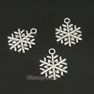   40PCS Tibetan Silver Christmas Snowflak Charm Pendant Jewelry Findings