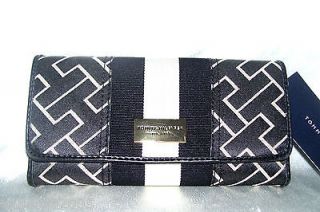 NWT Tommy Hilfiger Black & White Colored Signature Check Book Wallet 