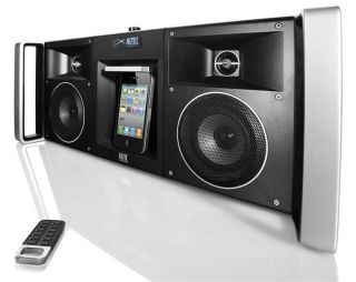   Boombox iPod iPhone 4 Speaker Dock Digital FM Radio New