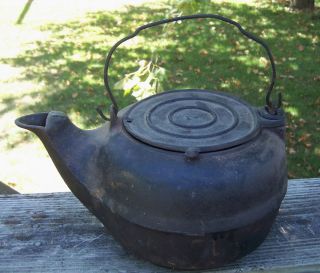Vintage Cast Iron Tea Kettle with Lid Mark Number 7