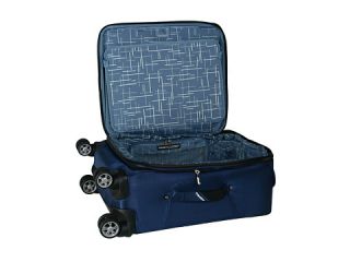 Travelpro Walkabout® Lite 4   20 Expandable Wide Body Spinner w 