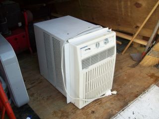 Fedders A1V10S2C Window Air Conditioner Window Unit 10 000 BTU 