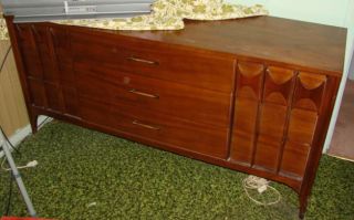 Vintage Wood Mid Century Modern Kent Coffey Perspecta 9 Drawer Dresser 