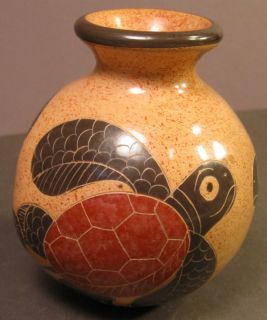 Sgraffito Turtle Vase Signed Luz Amanda Gutierrez