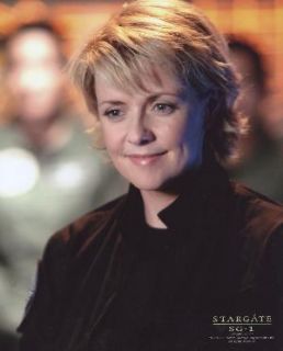 stargate sg1 amanda tapping smiling really look shipping info