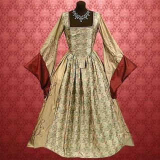 tudors anne boleyn gown costume by museum replicas retail $ 270 00 
