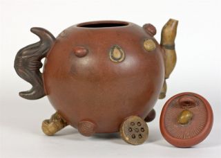 RARE ANTIQUE CHINESE YIXING TEAPOT APPLIED WITH SEEDS 18/19TH C.