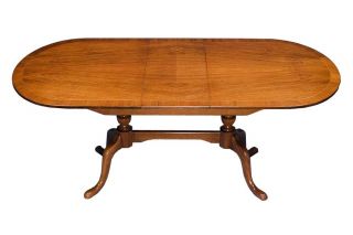 Antique Mahogany Duncan Phyfe Style Dining Table