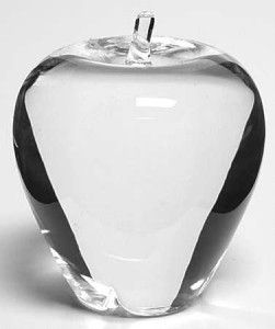   Clear Art Crystal Glass Apple Paperweight 7874 2 1 2 Lbs